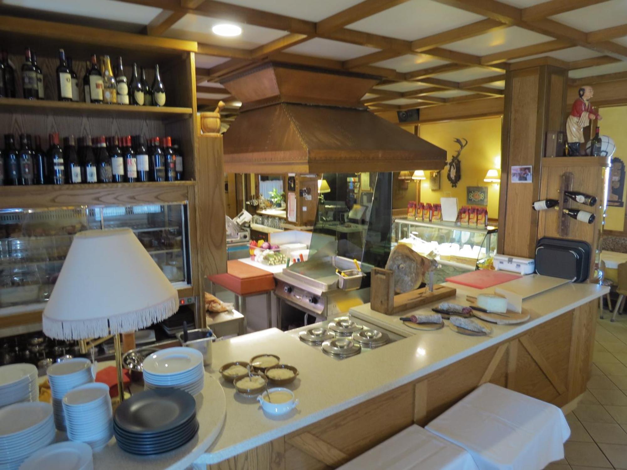 La Baita D'Oro Ristorante Residence Monteduro Exteriör bild